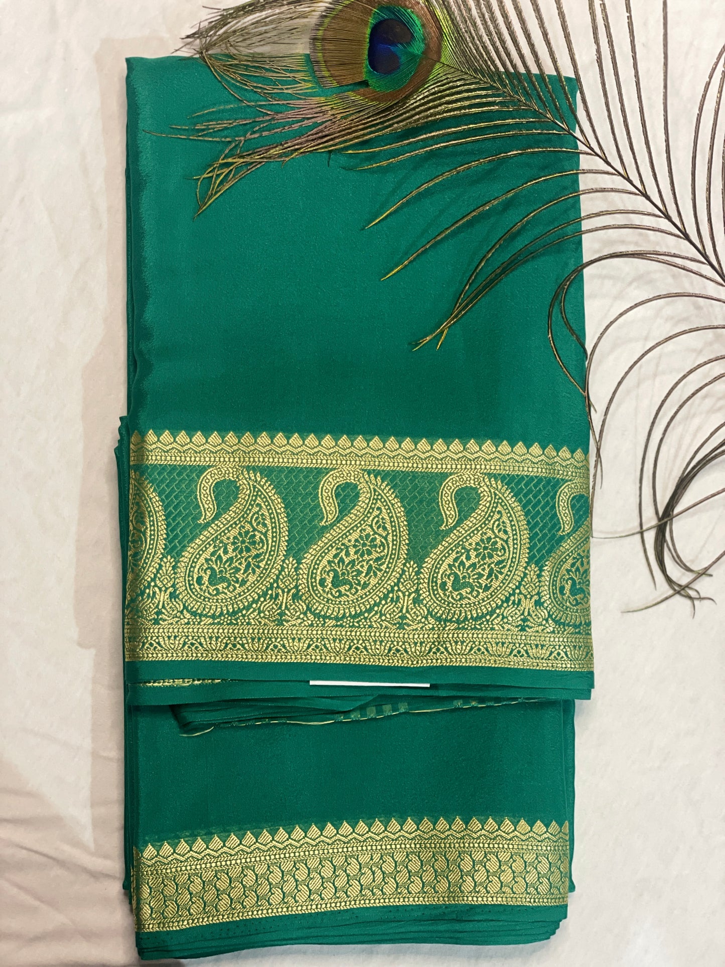 Viscous Mango Border Saree