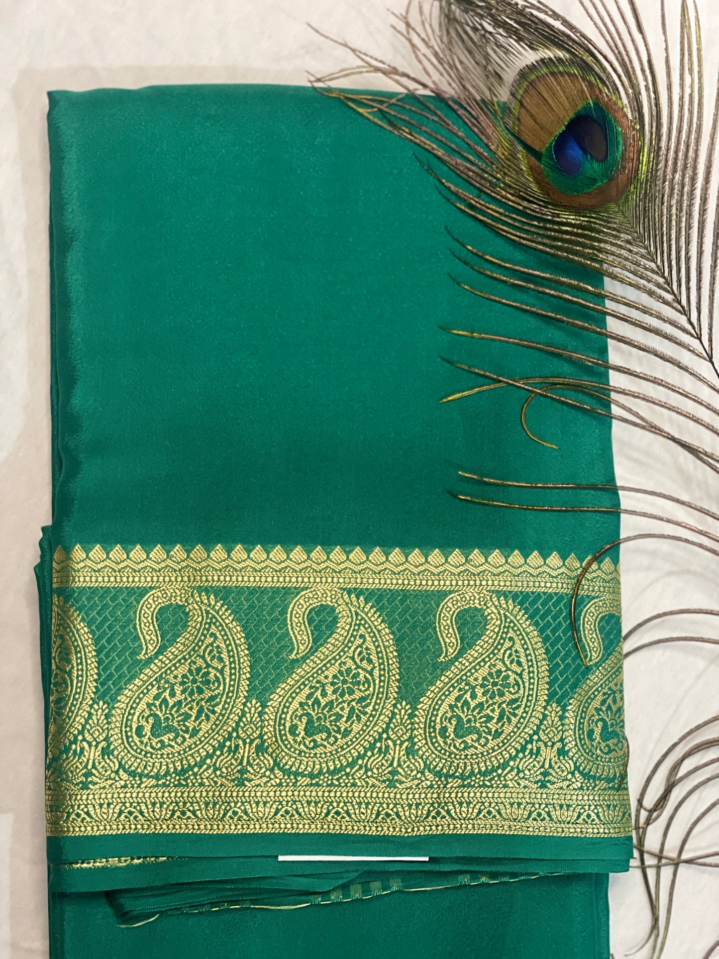 Viscous Mango Border Saree