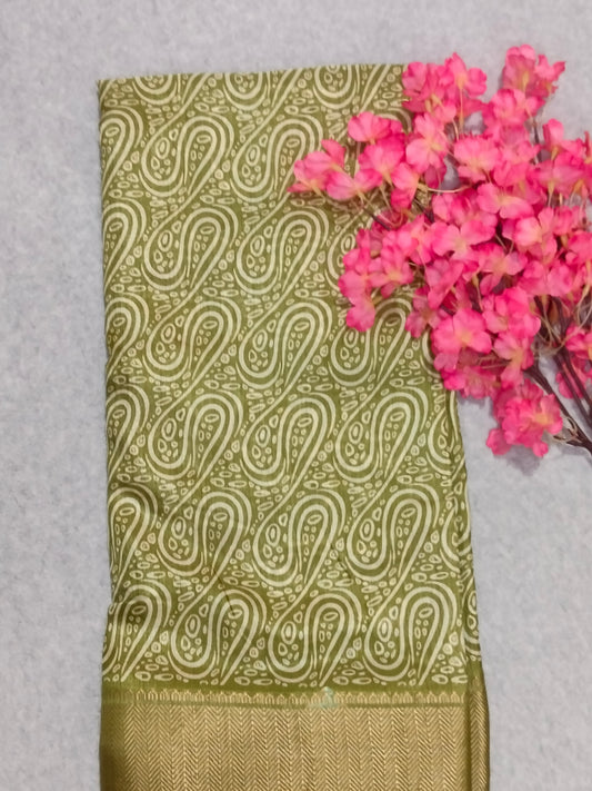 Semi Dola Silk Saree Green