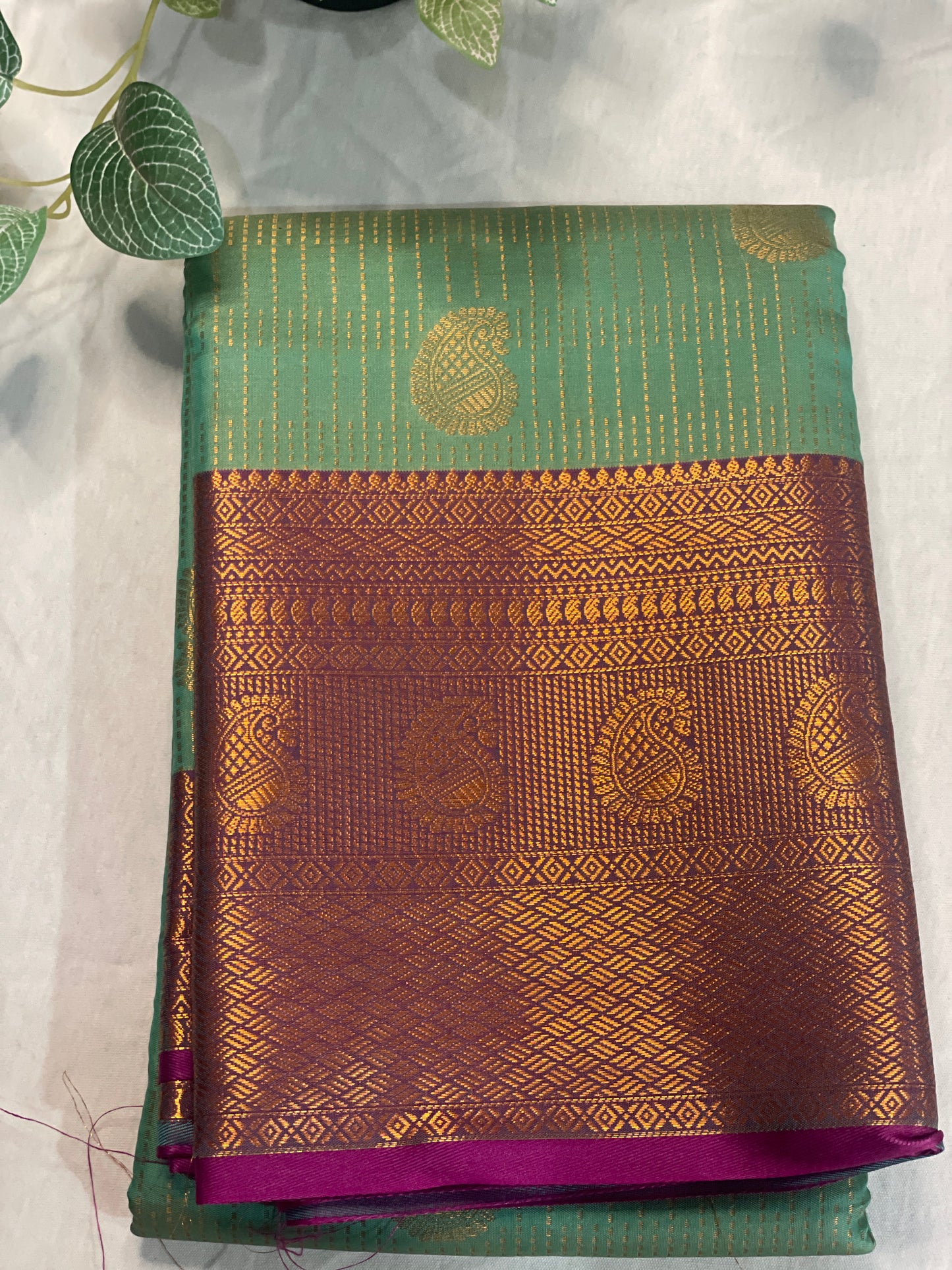 Raindrop Soft Silk Mango Border Saree