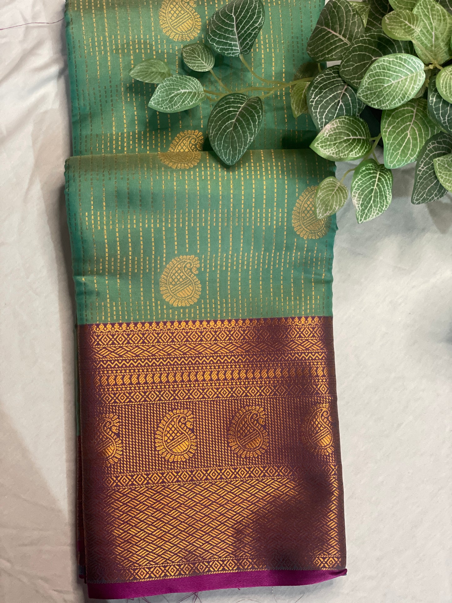 Raindrop Soft Silk Mango Border Saree