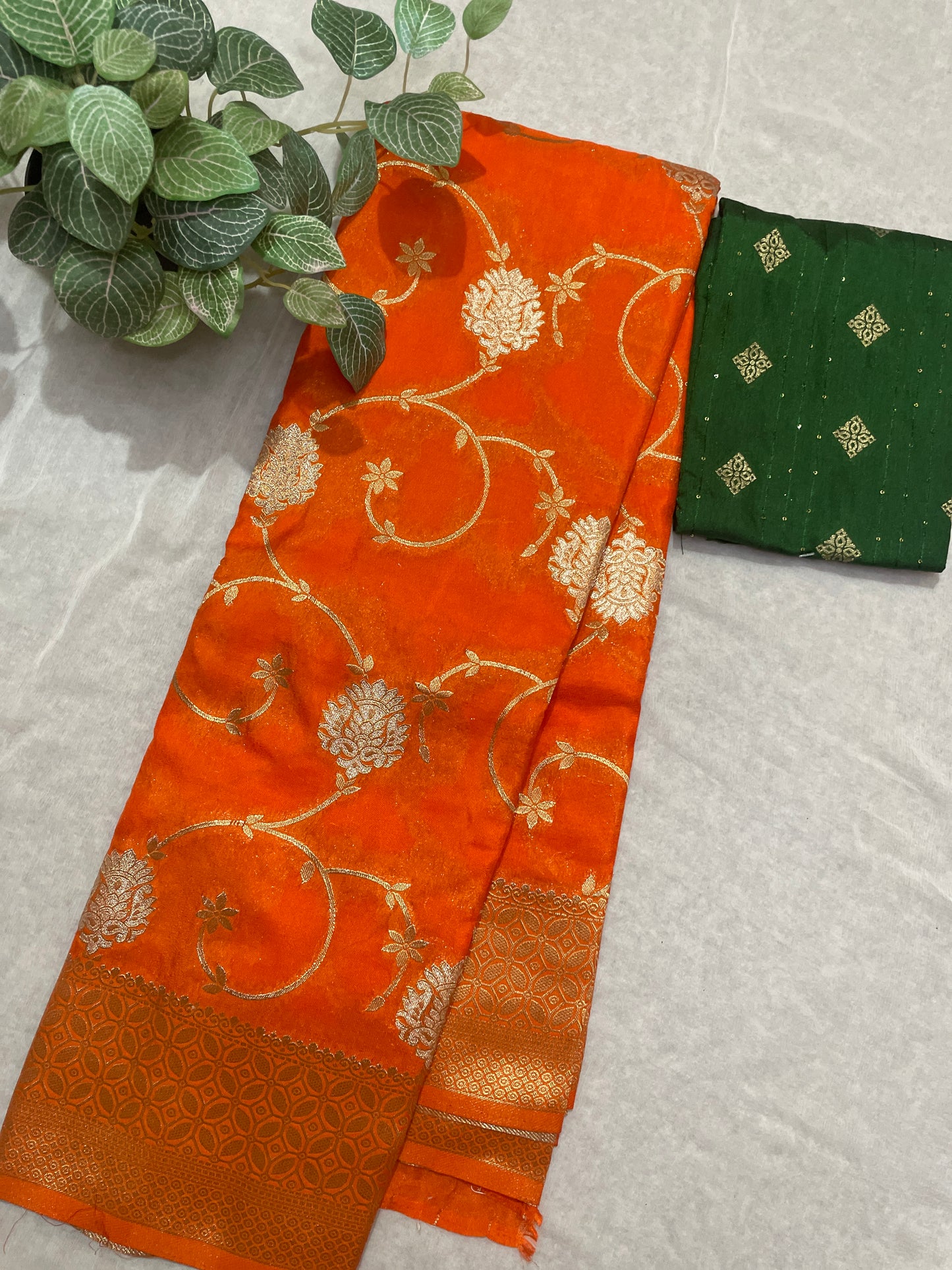 Beautiful Leafy Khaddi Georget Banarasi Saree