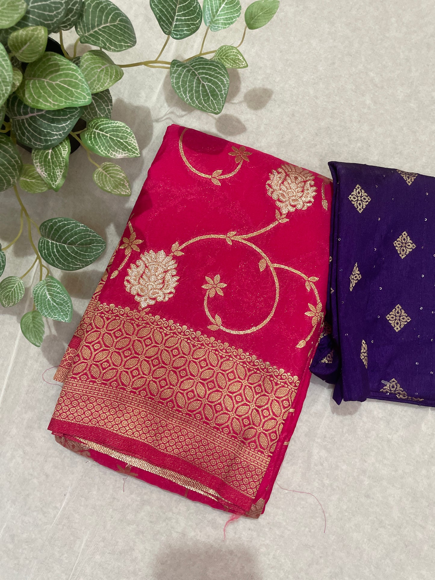 Beautiful Leafy Khaddi Georget Banarasi Saree