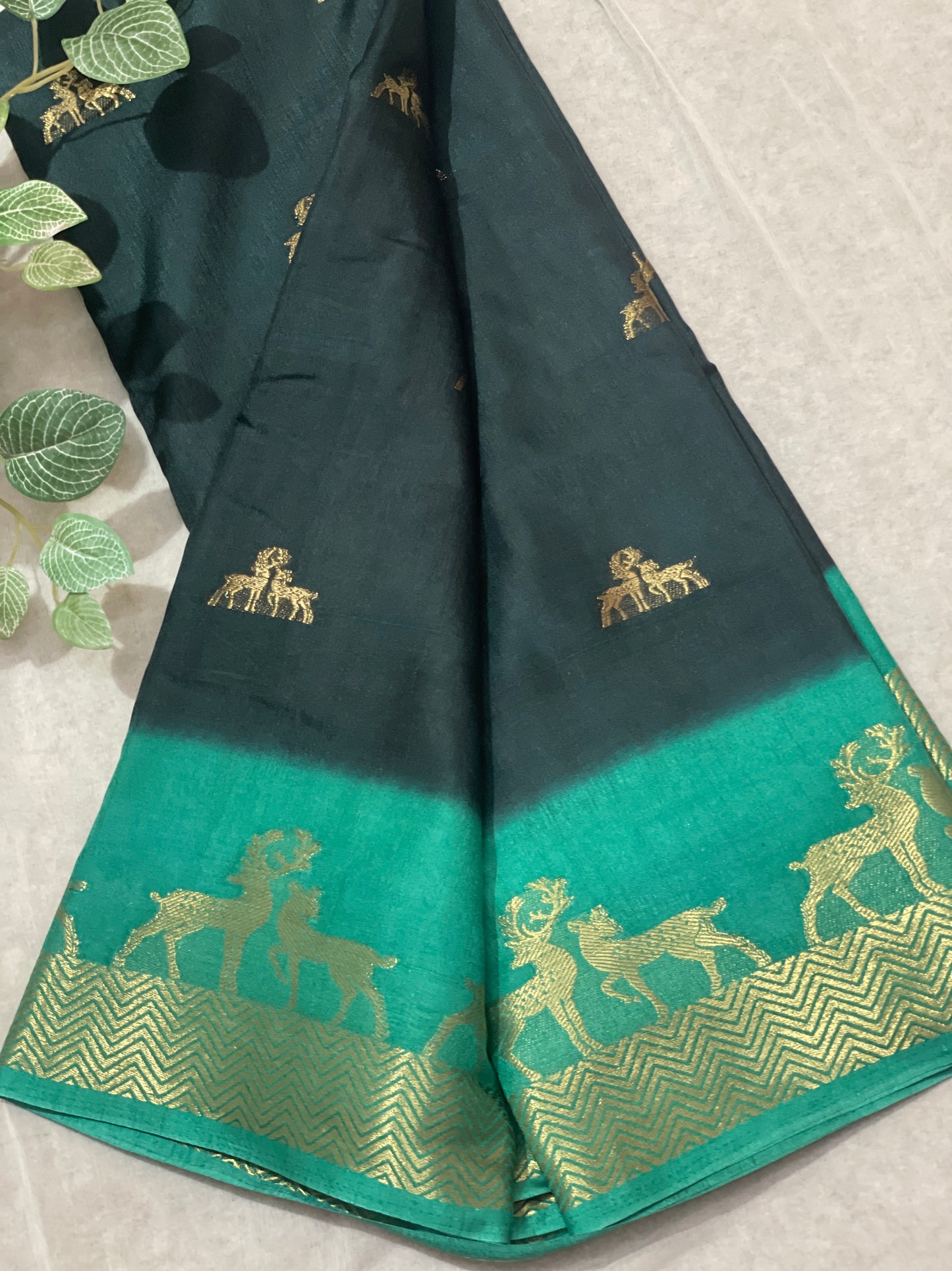 Deer Butta Banarasi Raw Silk Saree