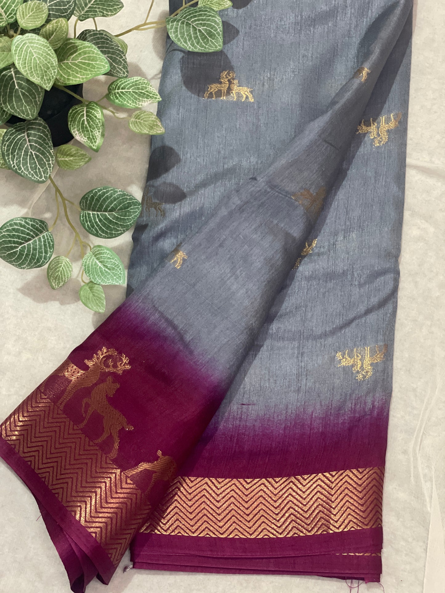 Deer Butta Banarasi Raw Silk Saree