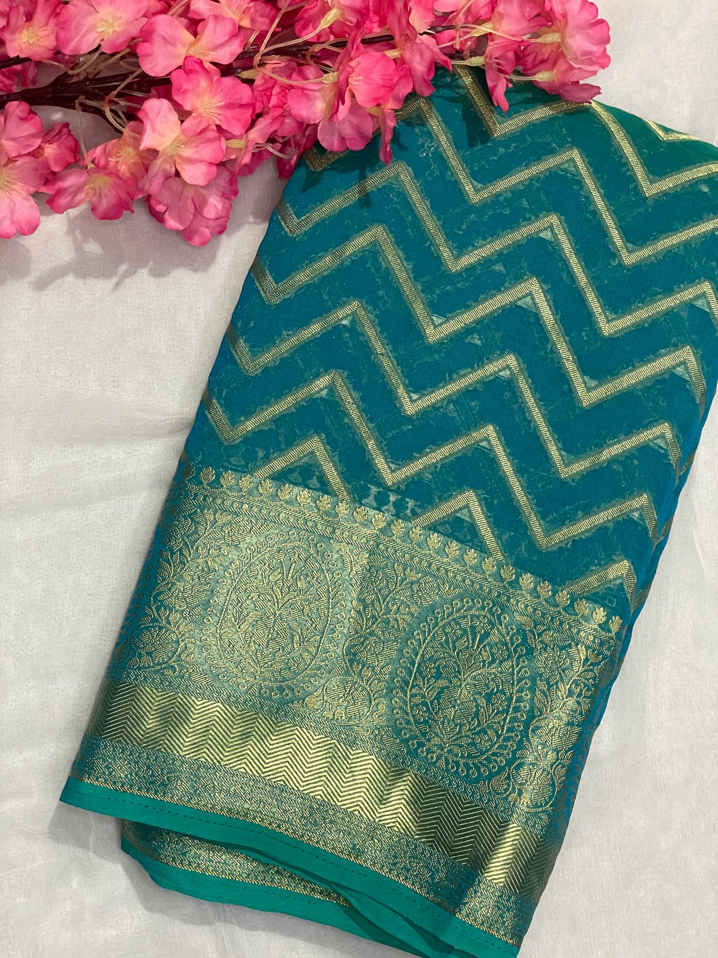 Green Chiffon Fancy Saree with Rich Pallu