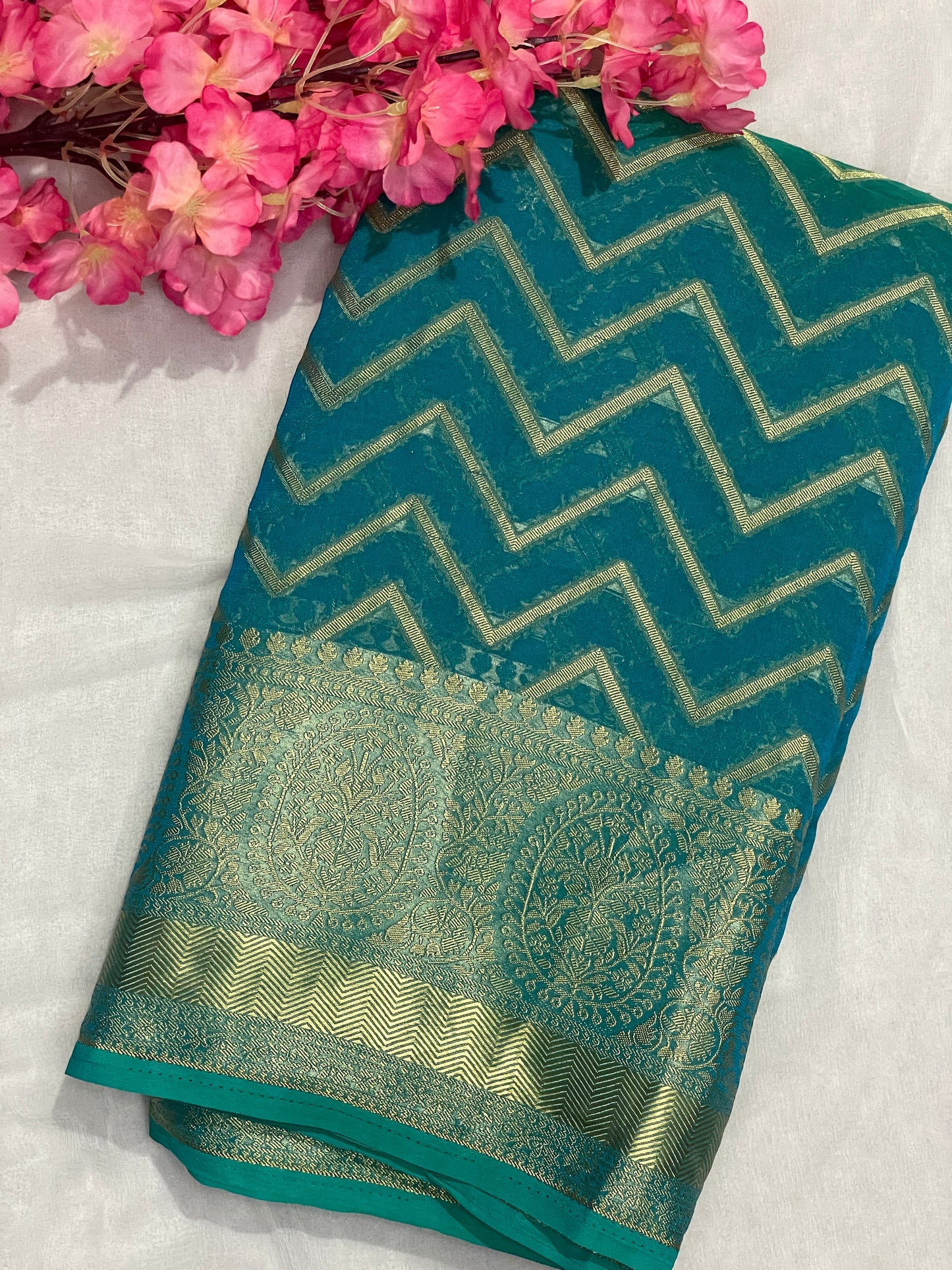 Green Chiffon Fancy Saree with Rich Pallu