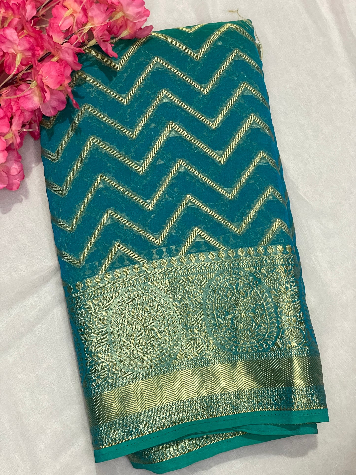 Green Chiffon Fancy Saree with Rich Pallu
