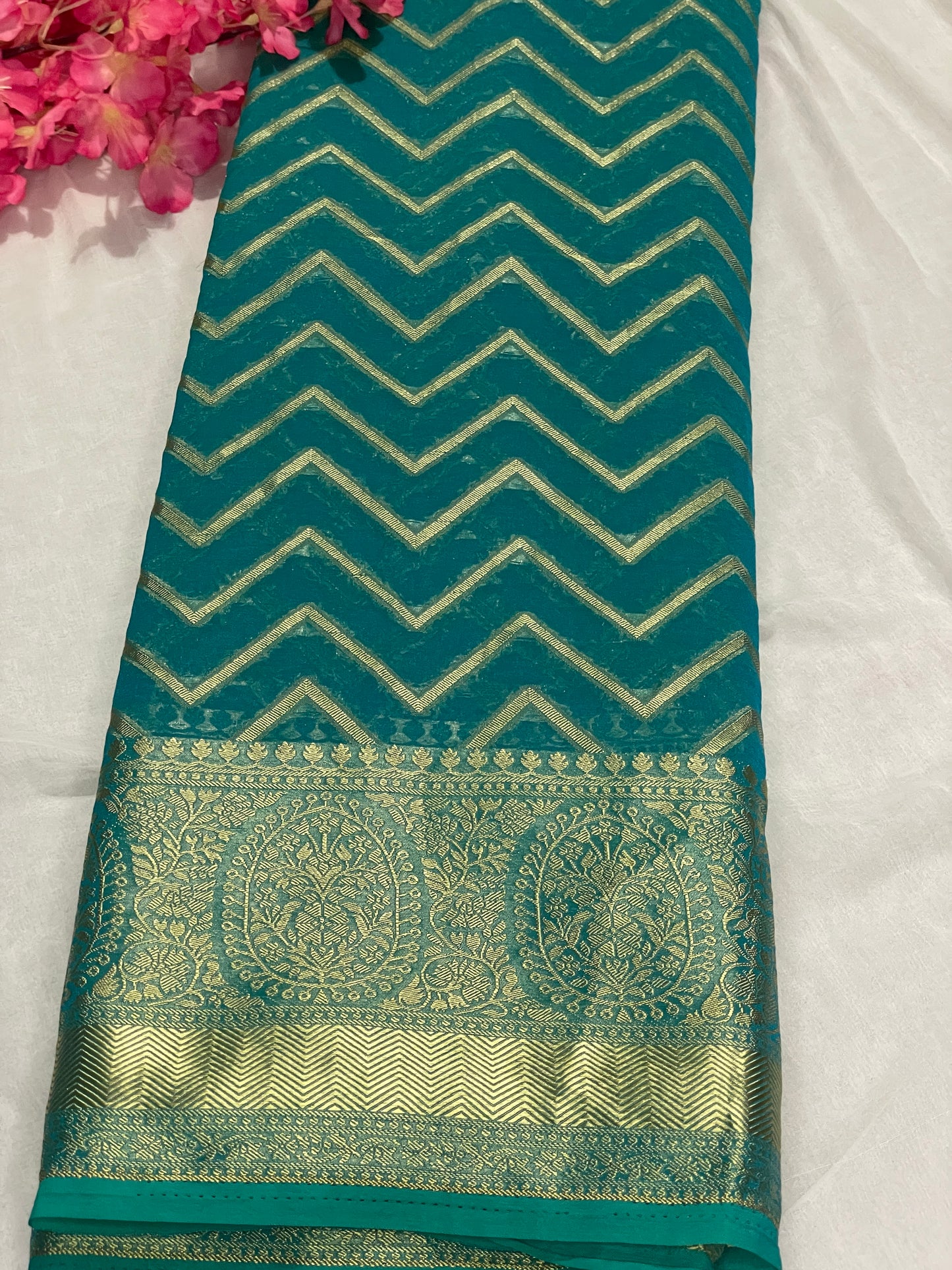 Green Chiffon Fancy Saree with Rich Pallu