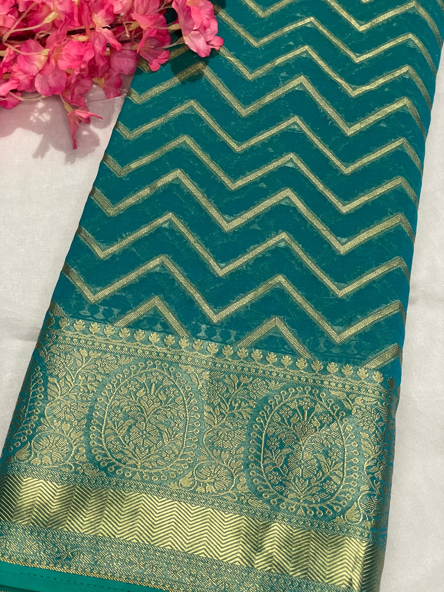 Green Chiffon Fancy Saree with Rich Pallu