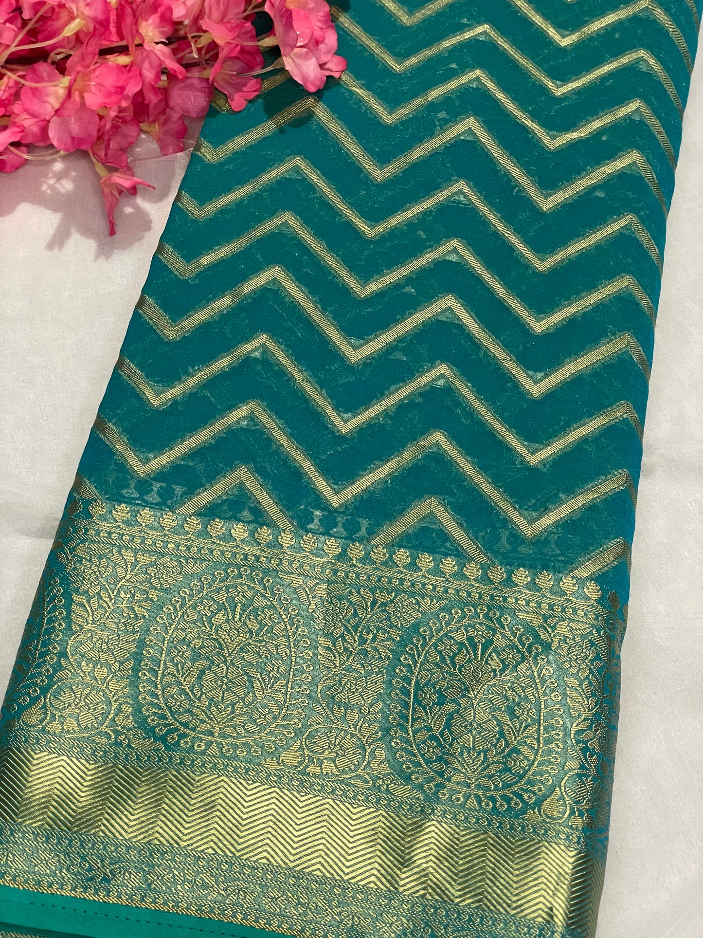 Green Chiffon Fancy Saree with Rich Pallu