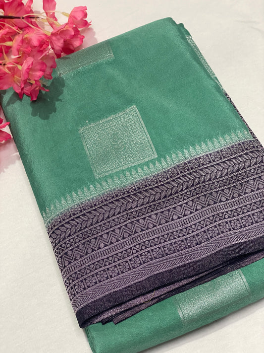 Georget Soft Geometric pattern Saree