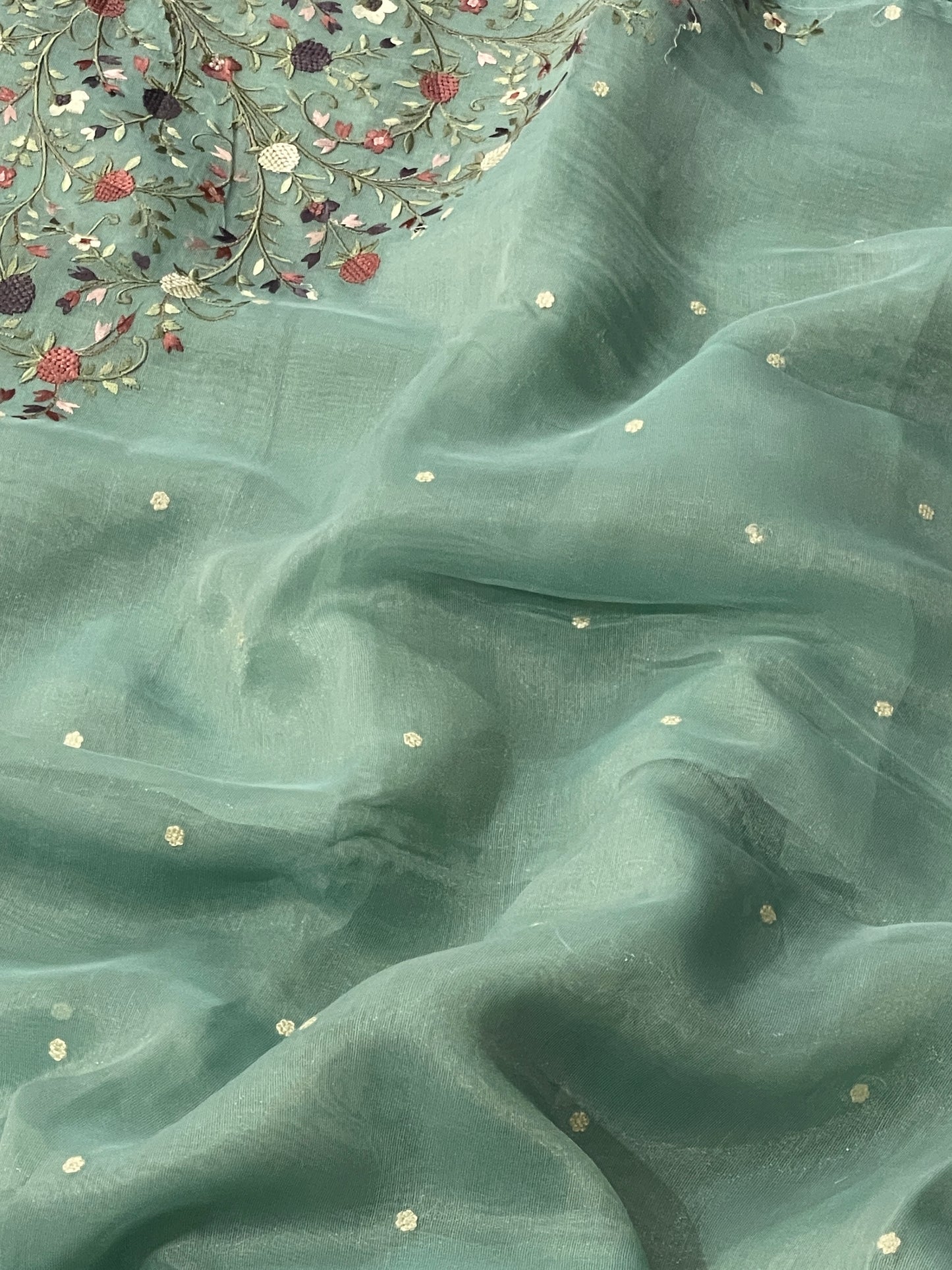 Lenin Tissue Lite weight Embroidery Saree